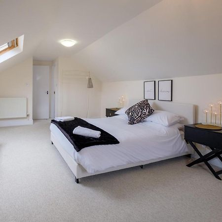 Luxury Living, Stylish Modern Apartment In The Heart Of Ryde 라이드 외부 사진