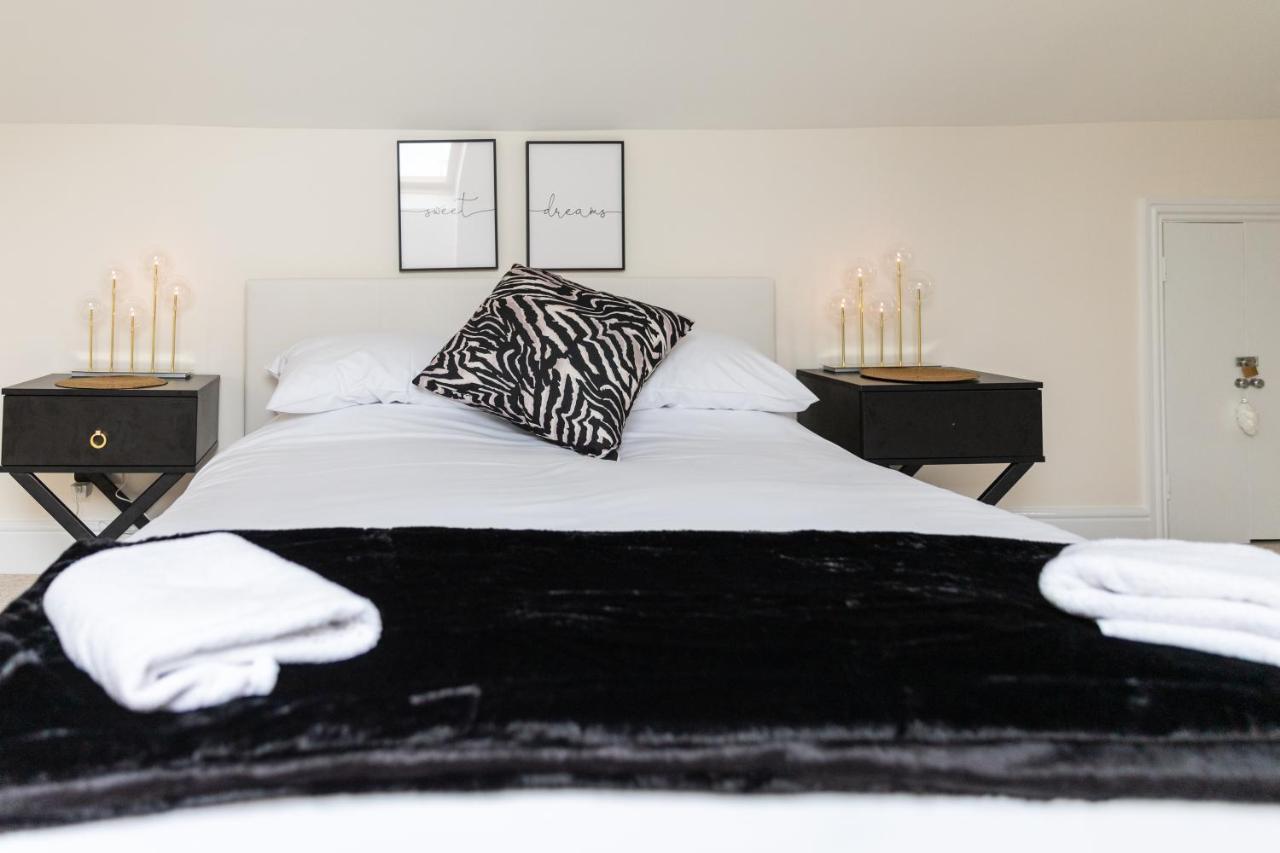 Luxury Living, Stylish Modern Apartment In The Heart Of Ryde 라이드 외부 사진